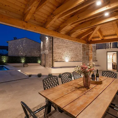 Beeindruckende Steinfinca Mit Privatem Salzwasserpool, Panoramablick Aufs Meer, Grill *