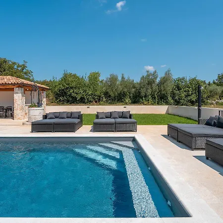 Beeindruckende Steinfinca Mit Privatem Salzwasserpool, Panoramablick Aufs Meer, Grill Semesterbostad