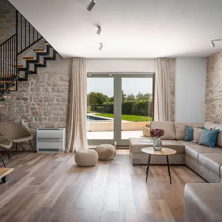 Beeindruckende Steinfinca Mit Privatem Salzwasserpool, Panoramablick Aufs Meer, Grill Semesterbostad *
