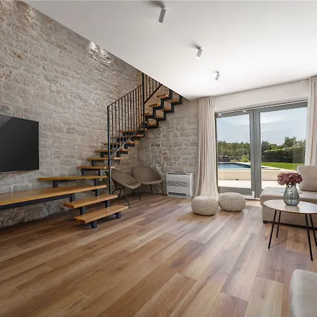 Casa vacanze Beeindruckende Steinfinca Mit Privatem Salzwasserpool, Panoramablick Aufs Meer, Grill
